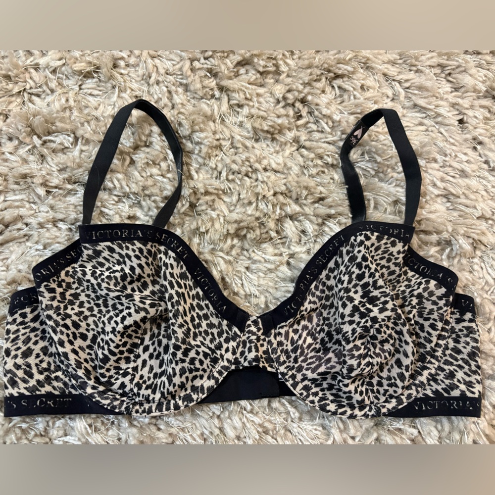 Victoria's Secret Black and Cream Animal Print Bra